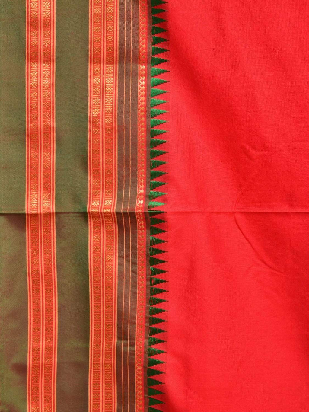Red and Green Narayanpet Silk Handloom Plain Saree with Traditional Border Design No Blouse - Global Threads
