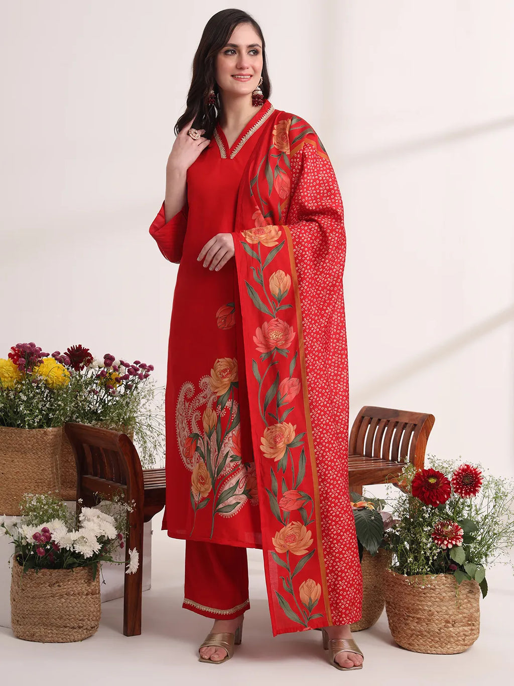 Yufta Red Floral Lace Work Straight Kurta And Trouser With Dupatta Set