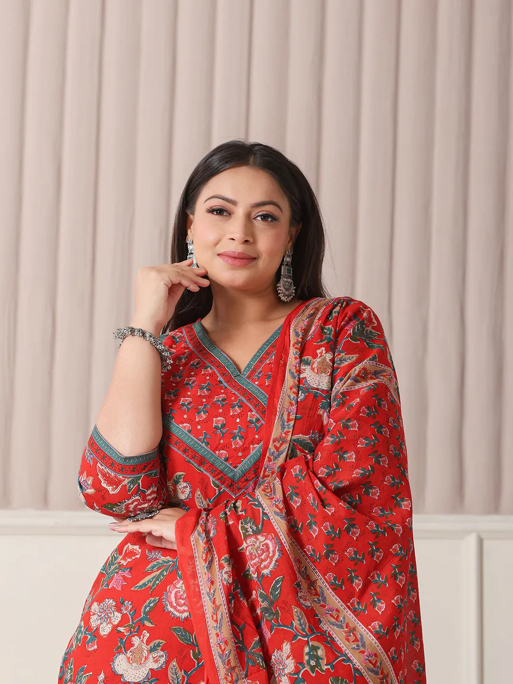Yufta Red Floral Print Cotton Cutdana Work Plus Size Kurta Set With Pant & Dupatta