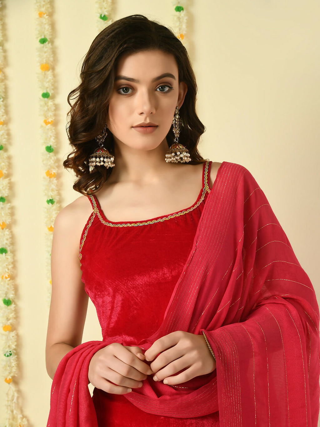 Myshka Women's Pink Velvet Kurti & Sharara With Dupatta Party Sets