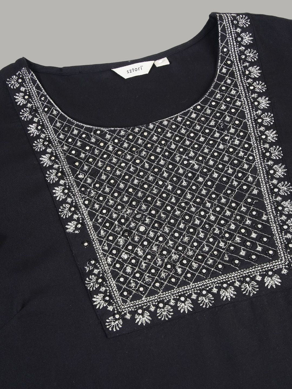 Sztori Plus Size Floral Yoke Design Mirror Work Straight Kurta
