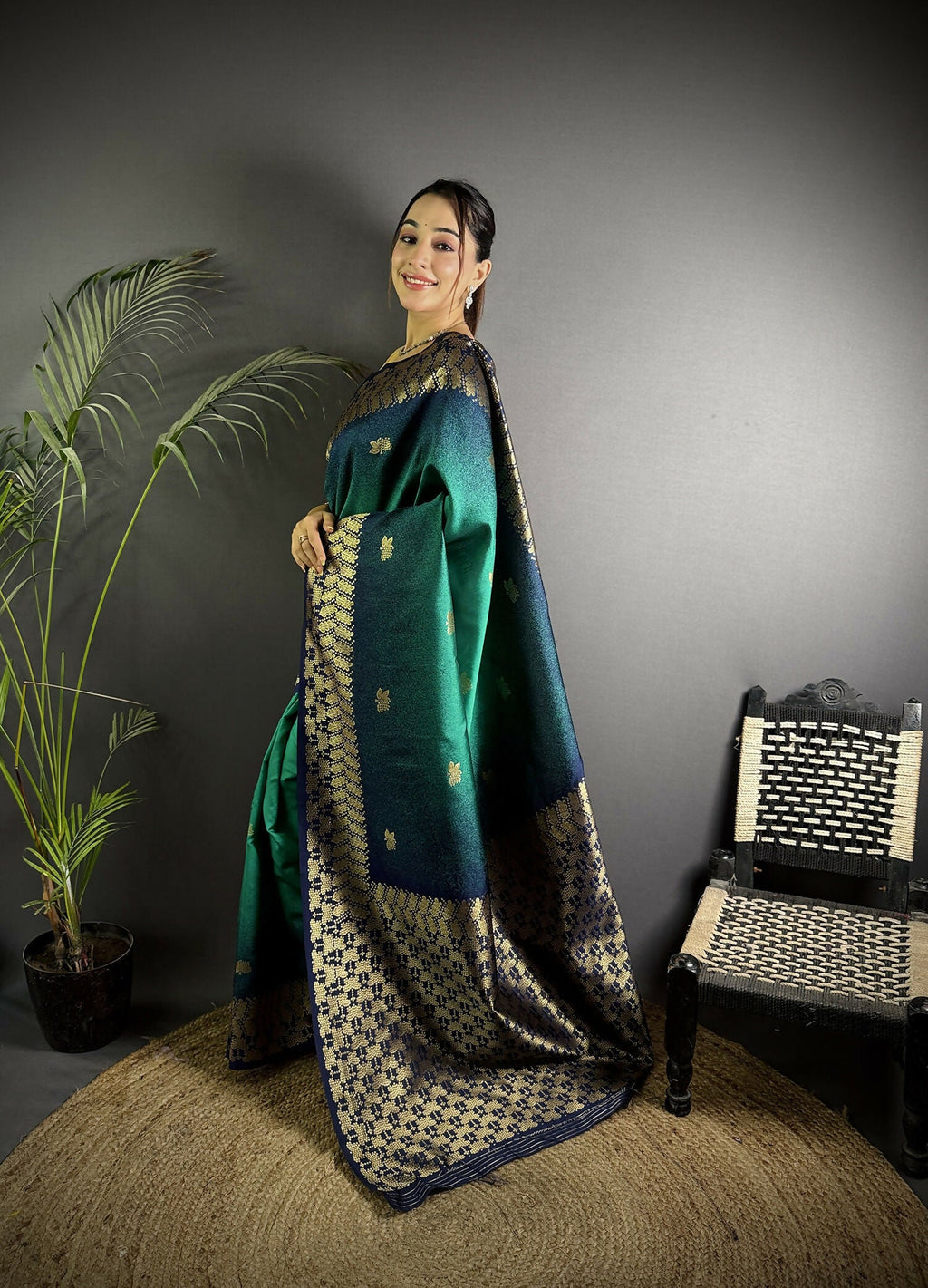 Joban Fashion Turquoise Handloom Silk Ikkat Saree - Distacart