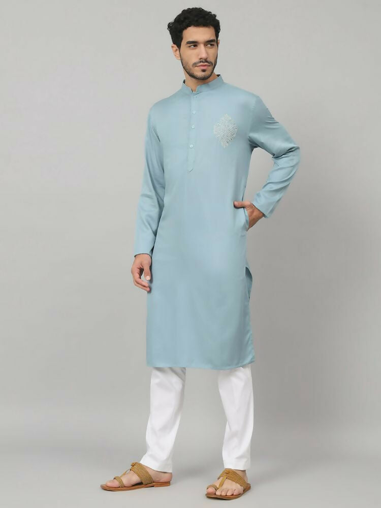 Cotton Kurta With Single Motif Embroidery by Hilo Design