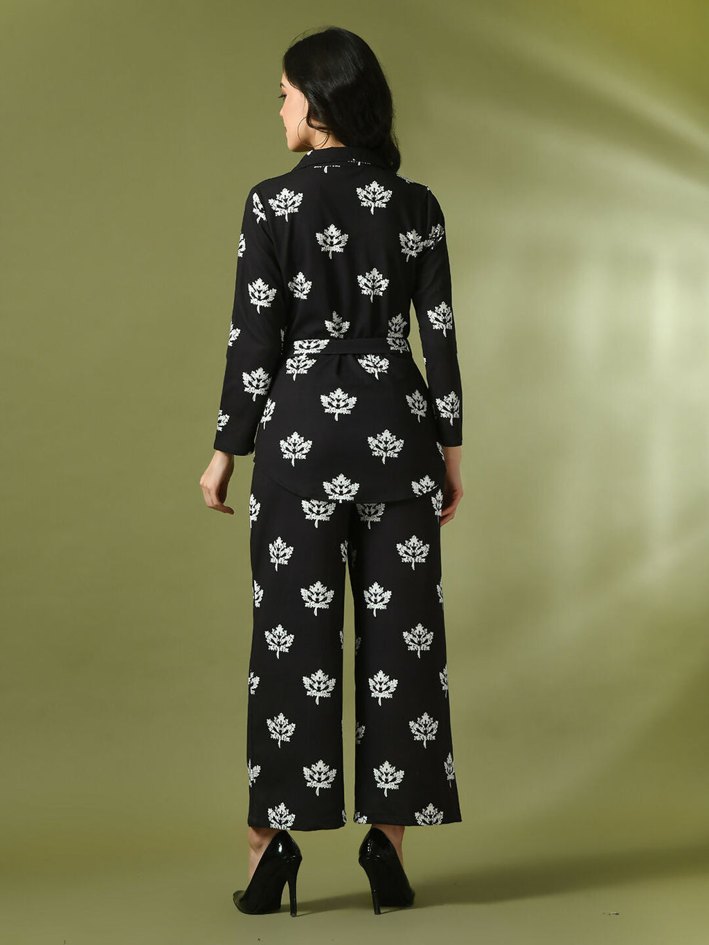 Myshka Women's Black Printed Polo Collar Party Top With Trousers Co-ord set