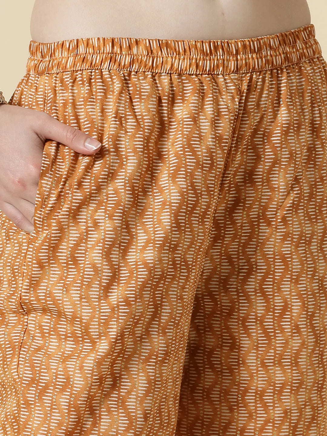 Yufta Rust Pure Cotton PaisleyThread Work Kurta Dupatta Pant Set - Distacart