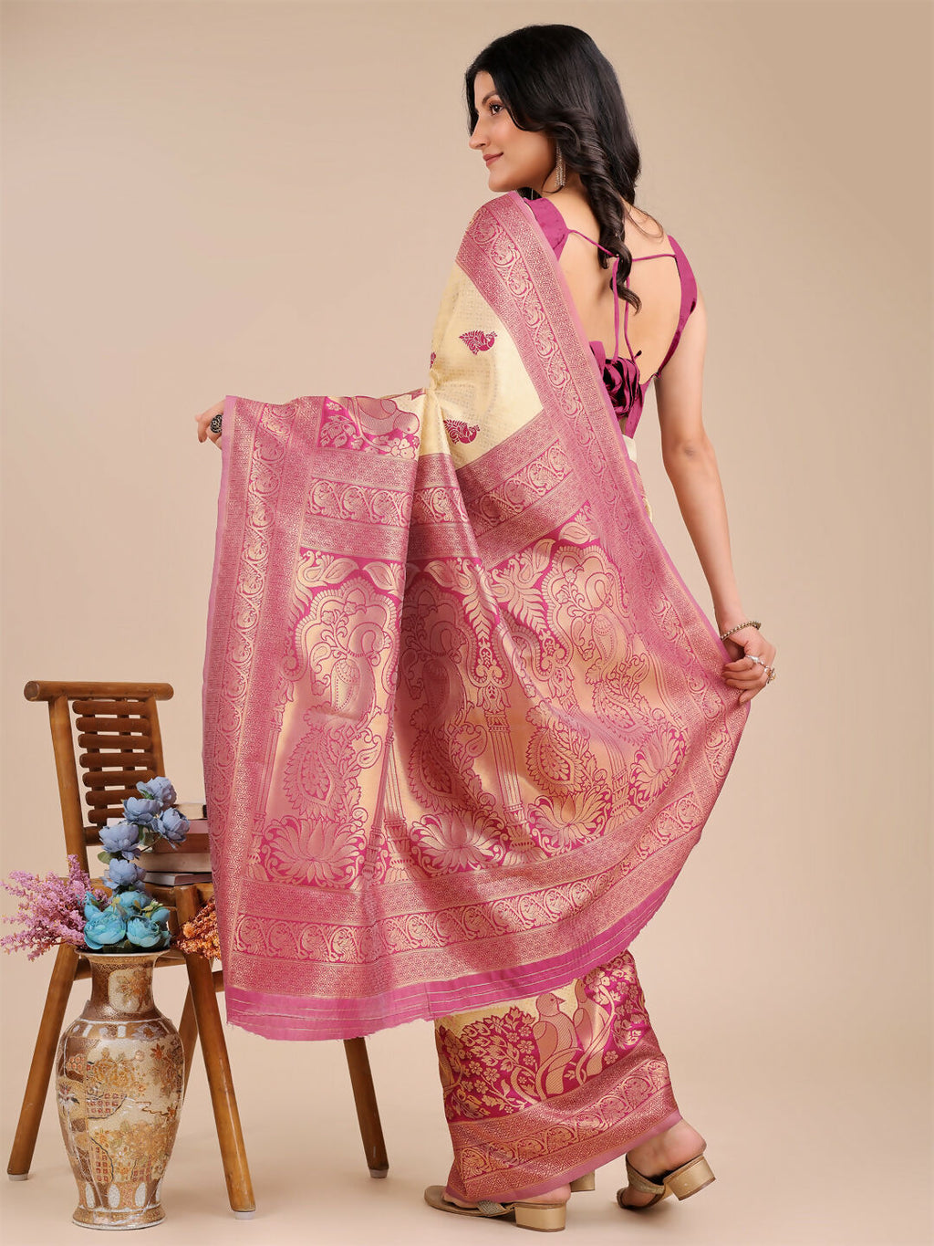 Shree Shyam Fashion Banarasi Silk Cream & Magenta Saree - Distacart