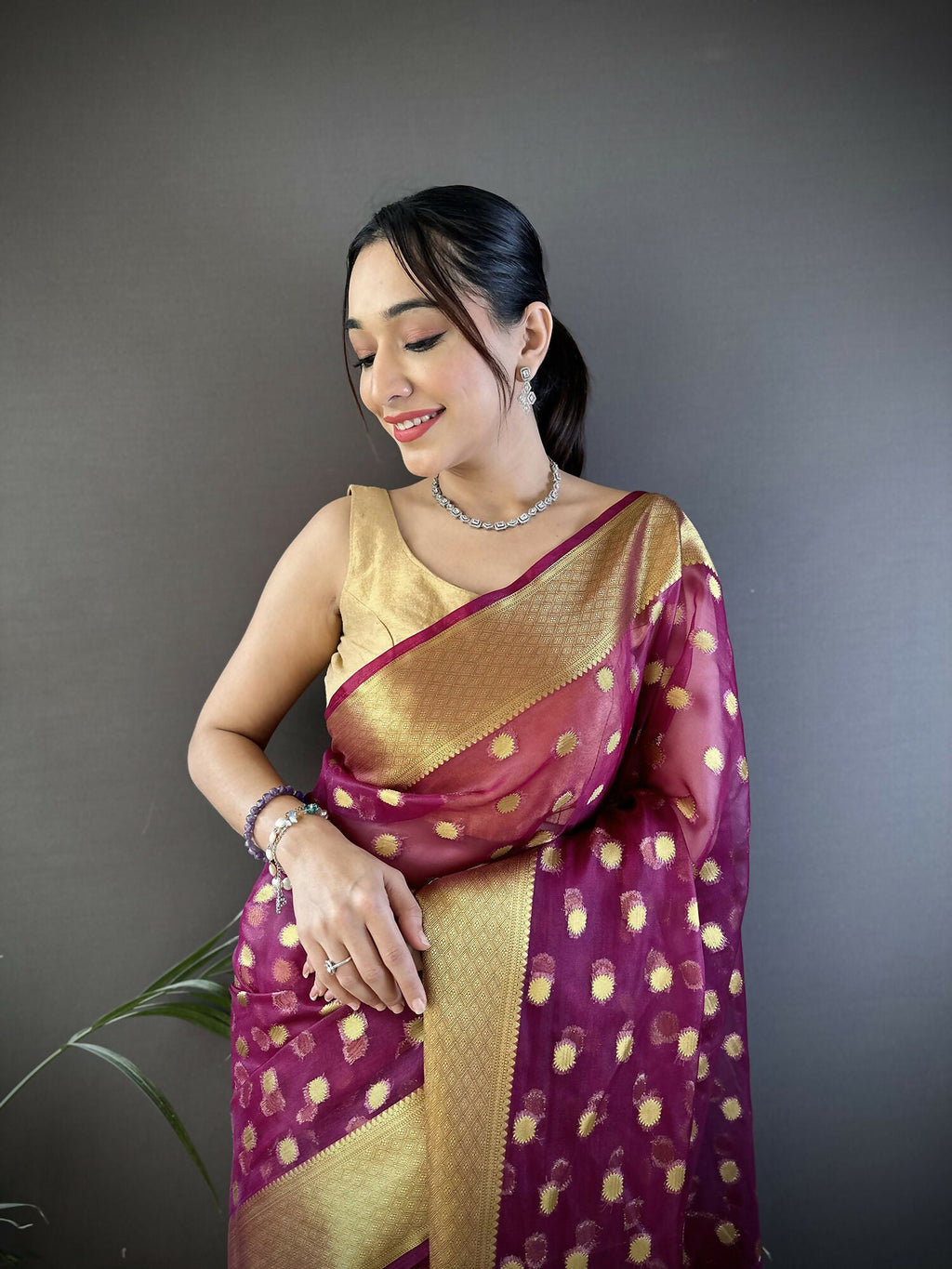 Joban Fashion Magenta Polka-Dot Zari Woven Organza Silk Banarasi Silk Saree - Distacart