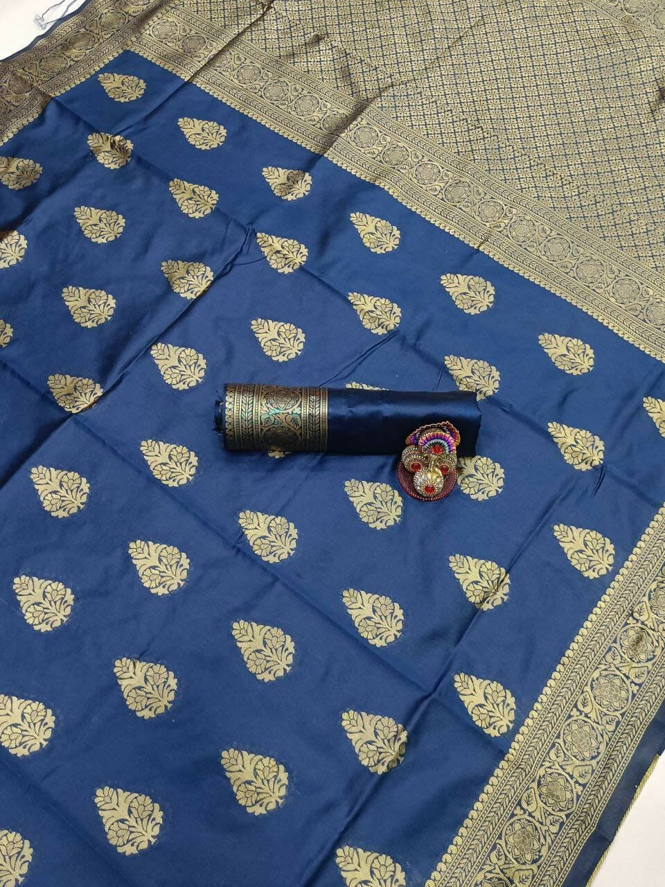 DEIANA'S Beautiful Designer Golden zari Soft Lichi Silk Saree - Navy Blue