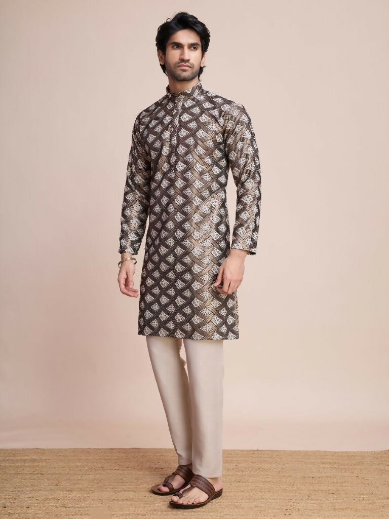 Vastranavya Traditional Festival Wear Pure Silk Thread & Sequence Embroidered Work Kurta