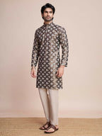 Vastranavya Traditional Festival Wear Pure Silk Thread & Sequence Embroidered Work Kurta