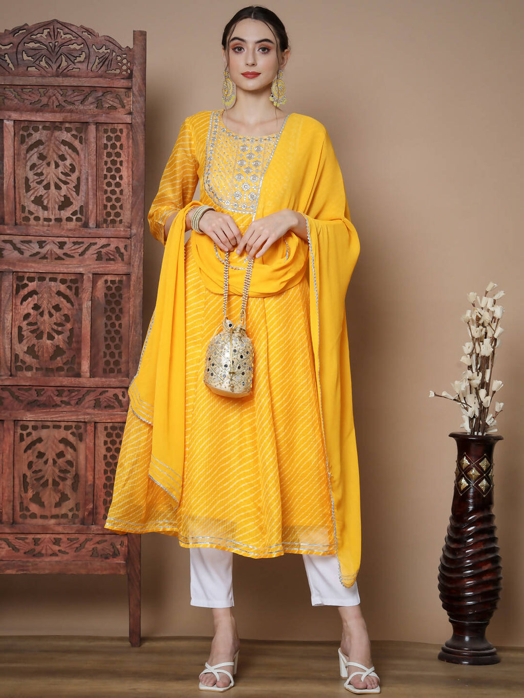 Myshka Women's Yellow Anarkali Kurta & With Dupatta