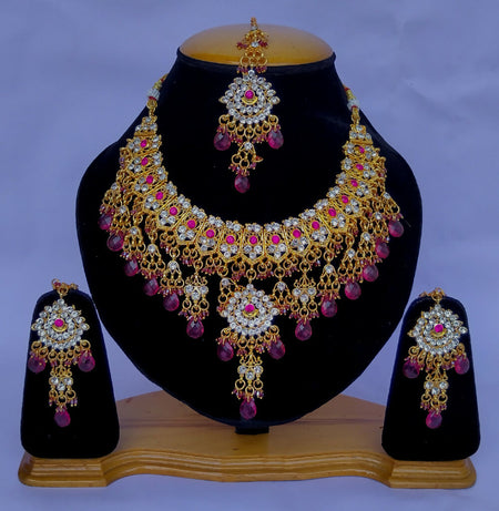 Joban Fashion Hand Made High Quality Gold Plated Base Metal Alloy Kundan Stone Studded Kundan Jewellery Set