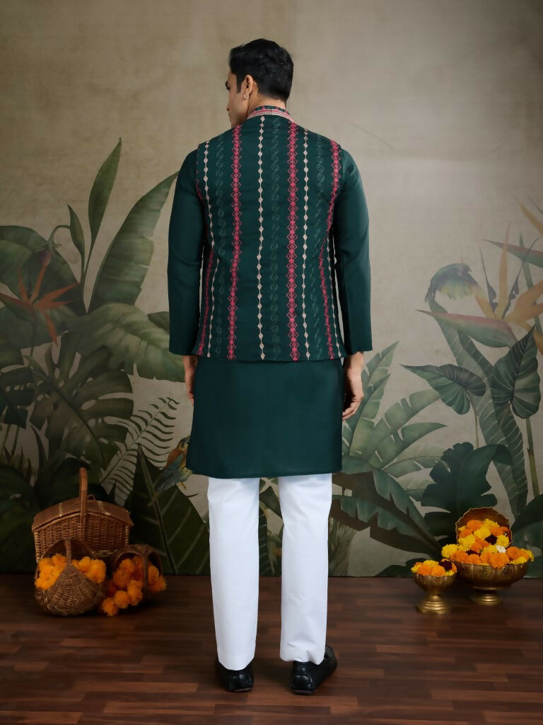 Vastranavya Green Exclusive Festival Viscose Silk Thread & Swarovski Embroidered Work Mens Wear Kurta & Koti