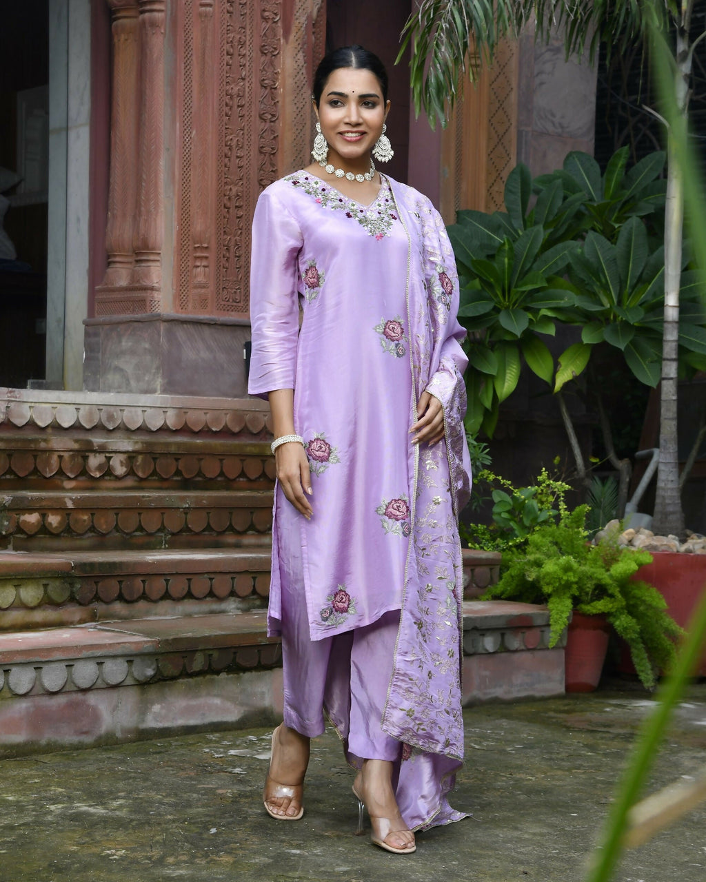 Vaasva Women's Tissue Silk Emboidered Suit Set With Solid Pant & Solid Embroidered Dupatta