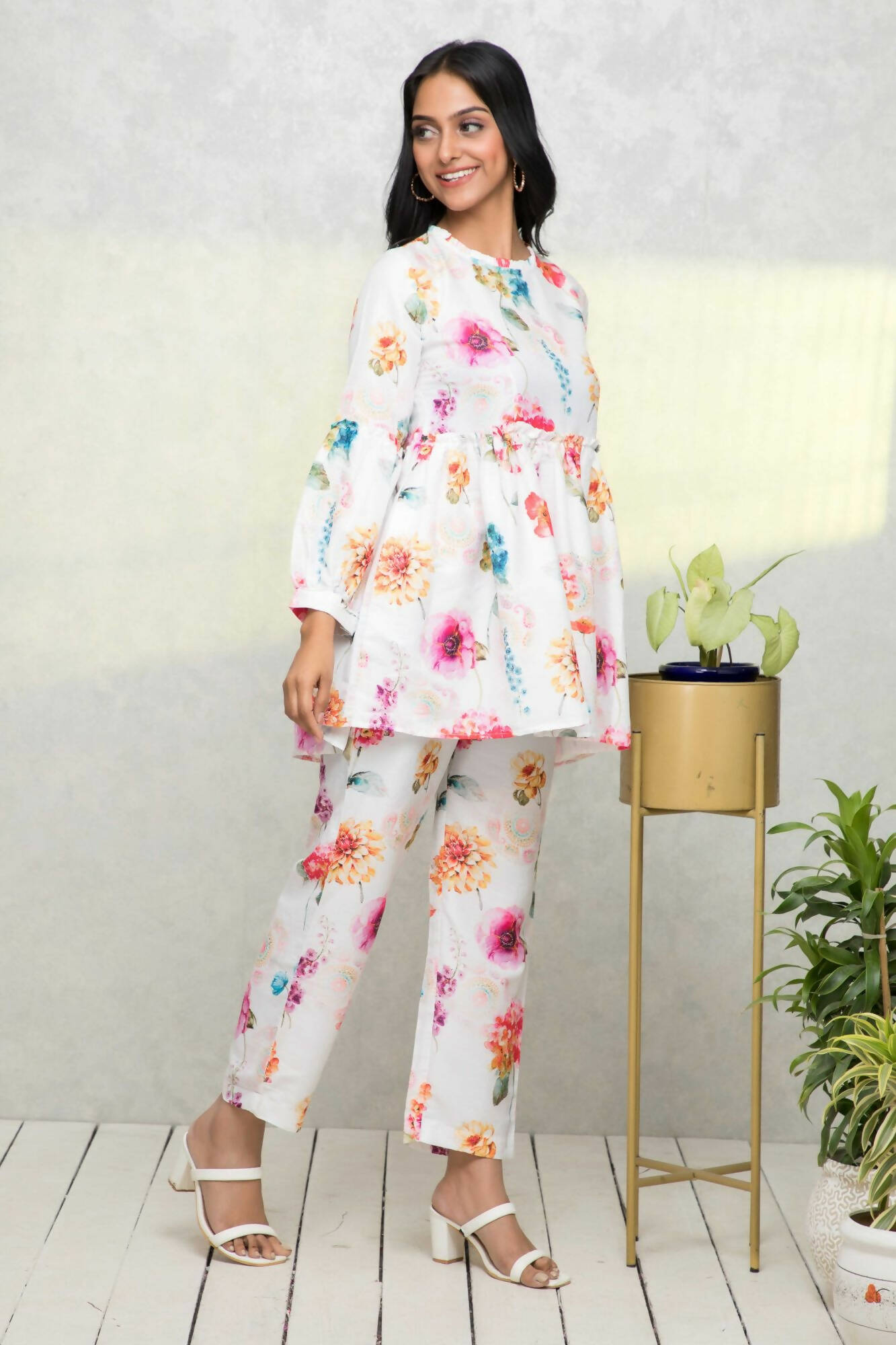 Myshka Women White Printed Romantic Florals Co-Ords - Distacart