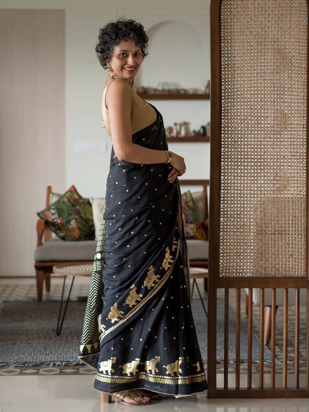 Suta Black Ethnic Motifs Cotton Blend Saree - Distacart
