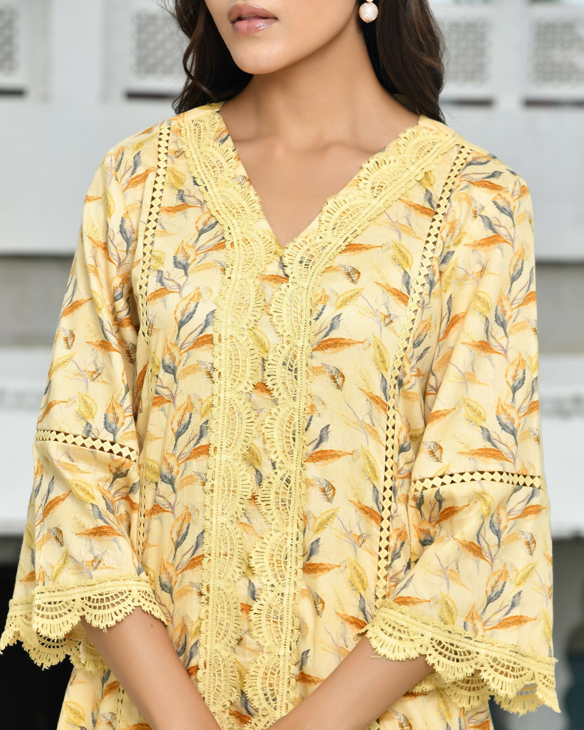 Vaasva Women's Yellow Cotton Printed Kurta Pant Set