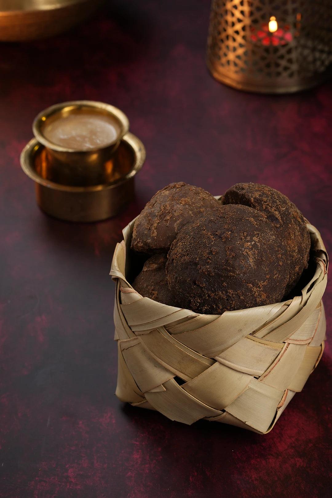Sattur Mittai Kadai Palm Jaggery / Karupatti - Distacart