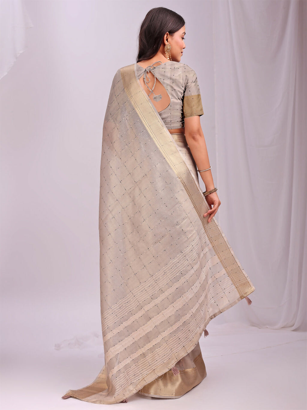 Shree Shyam Fashion Organza Cream Saree - Distacart