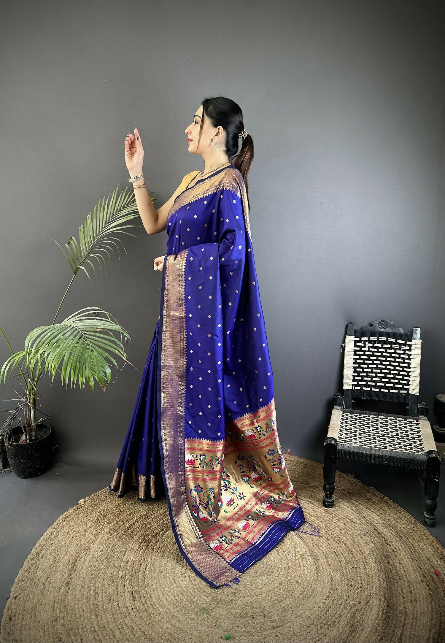 Joban Fashion Royal Blue Butti Woven Soft Lichi Silk Paithani Saree - Distacart