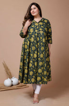 Miravan Women's Plus Size Green Floral Printed Anarkali Kurta