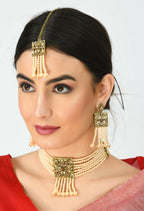 Mominos Fashion Johar Kamal Off White Color Kundan & Pearls Necklace Set - Distacart