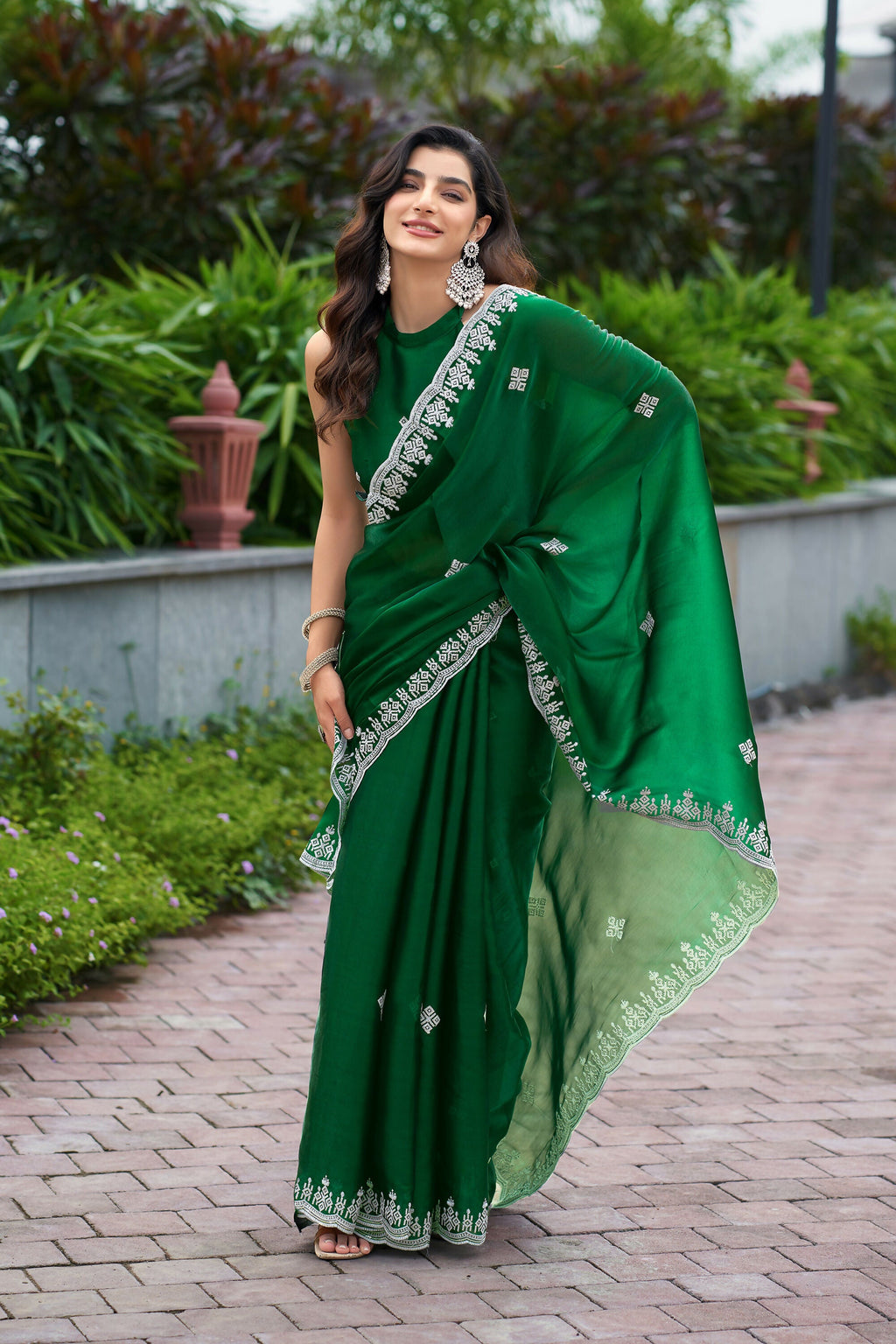 Vastranavya Green Embroidery Work Shimmer Chiffon Saree with Unstitched Blouse - Distacart