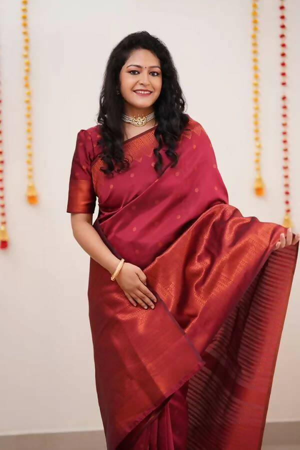 DEIANA'S Beautiful Designer Golden zari Soft Lichi Silk Saree - Red
