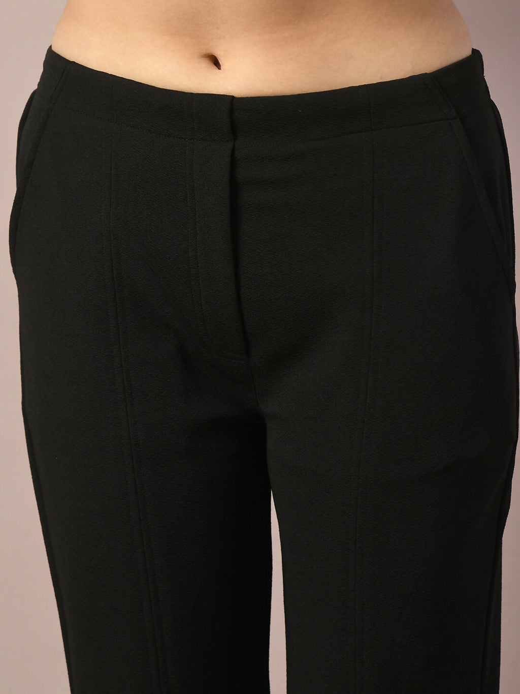 Myshka Women's Black Solid Party Parallel Trousers