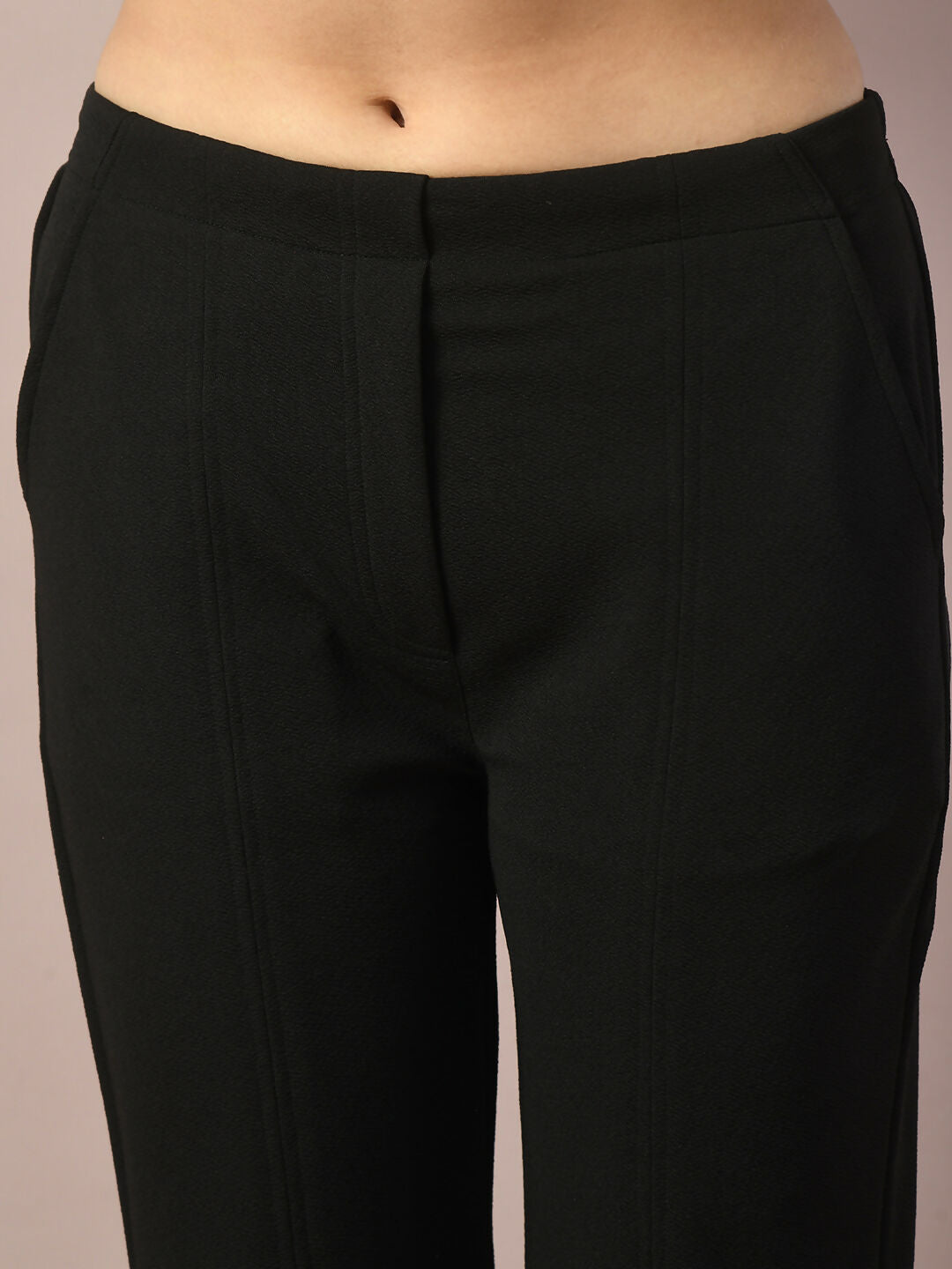 Myshka Women's Black Solid Party Parallel Trousers