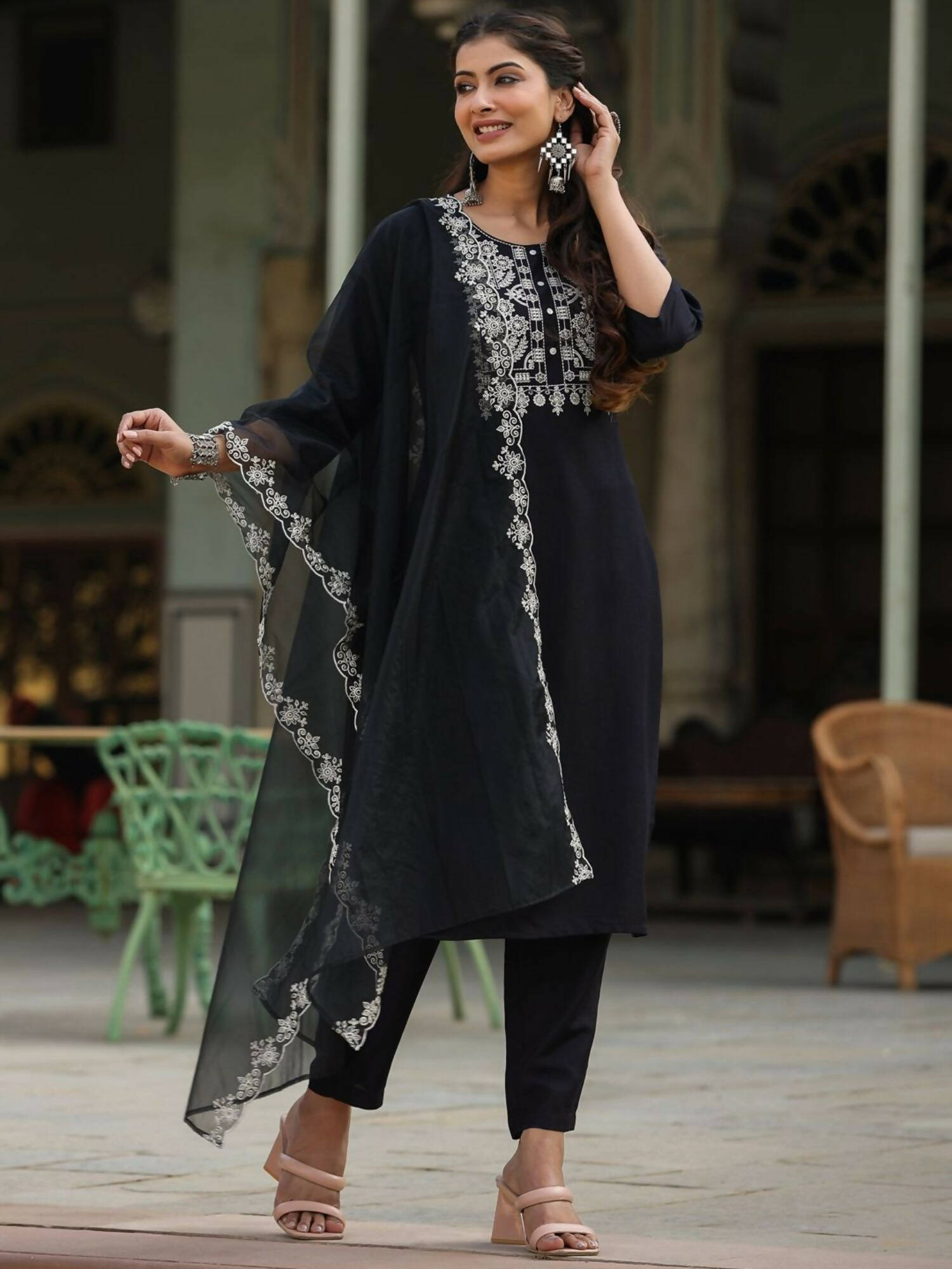 Juniper Women's Black Chinnon Solid Embroidered Kurta Set - Distacart