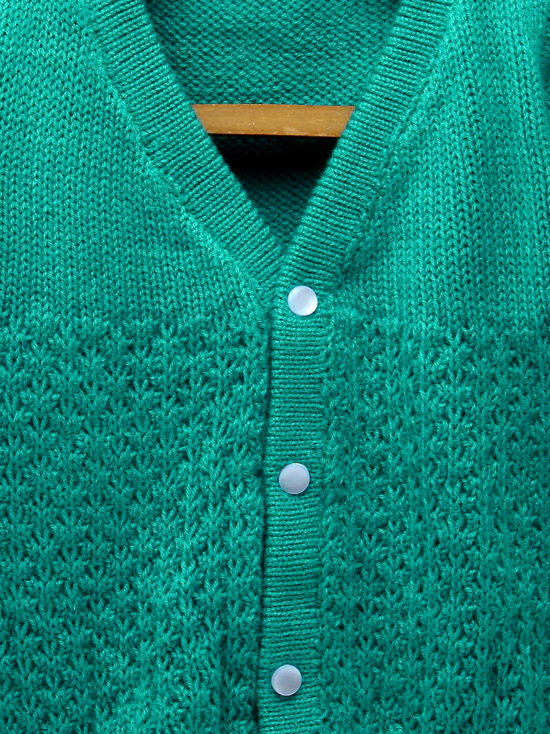Chutput Kids Cute Green Coloured Solid Pullover Sweater