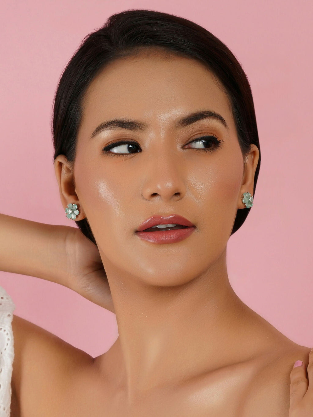 stone stud (mint green ) - Ruby Raang - Distacart