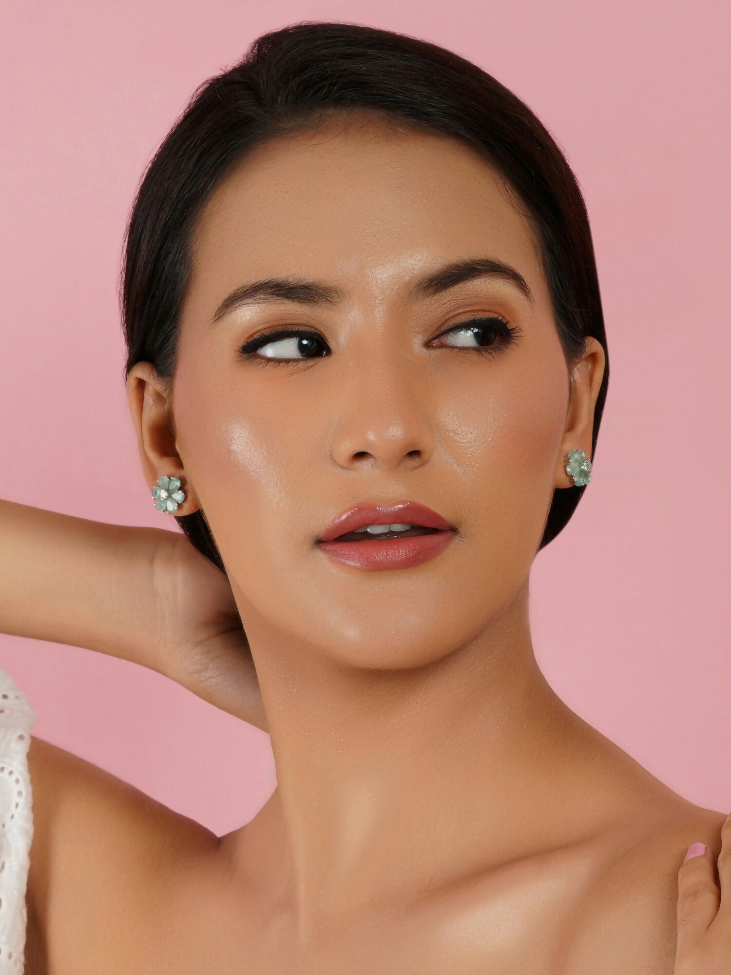 stone stud (mint green ) - Ruby Raang - Distacart