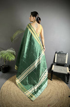 Joban Fashion Green Woven Pattern Raw Silk Kanjivaram Silk Saree - Distacart