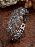 NVR Women's Silver-Toned German Silver Oxidised Kada Bangle - Distacart