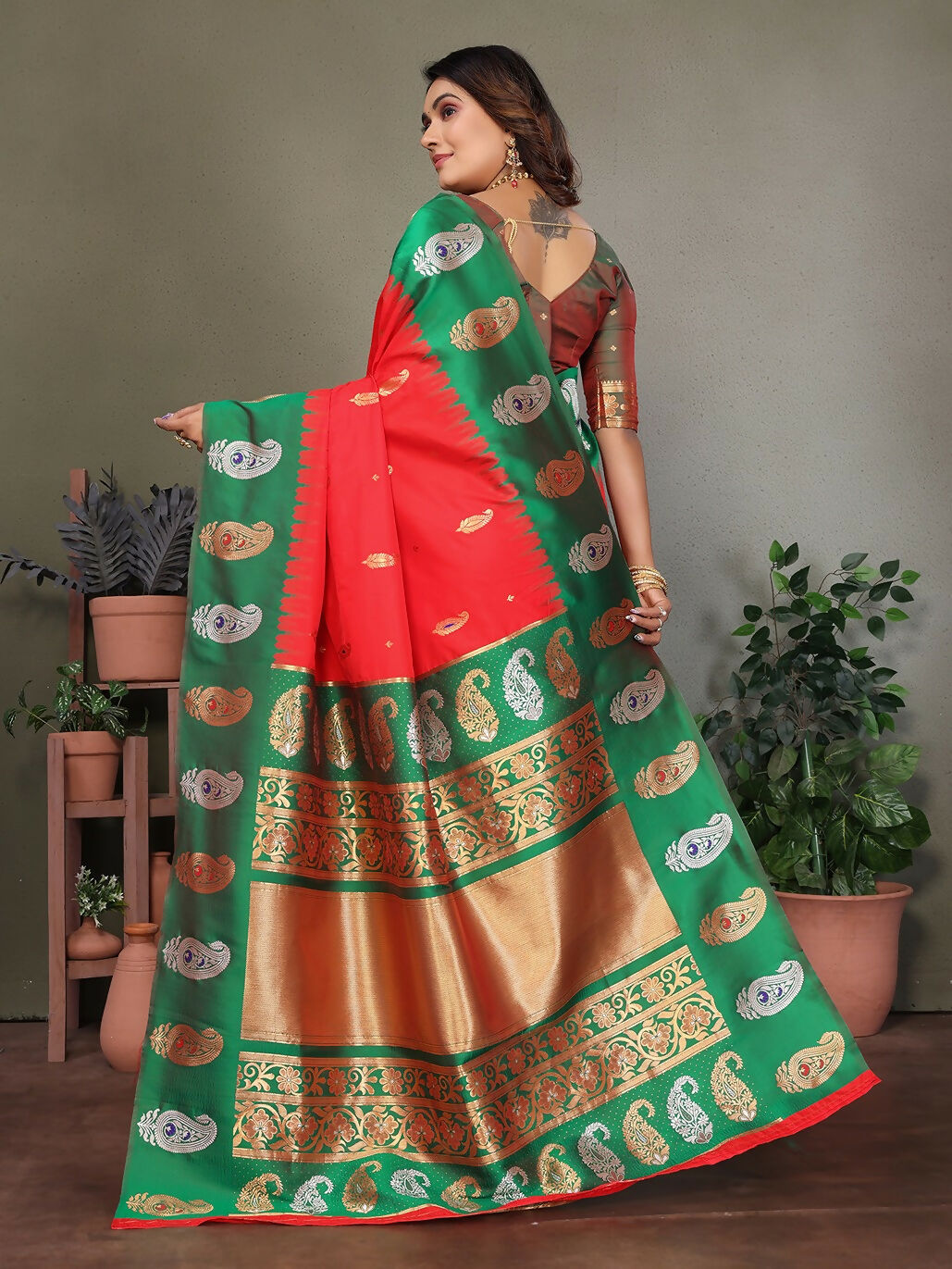 Joban Fashion Banarasi Red Butti Soft Silk Saree - Distacart