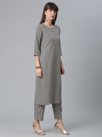 Ahalyaa Black & White Digital Print Crepe Kurta and Pant With Dupatta Set - Distacart