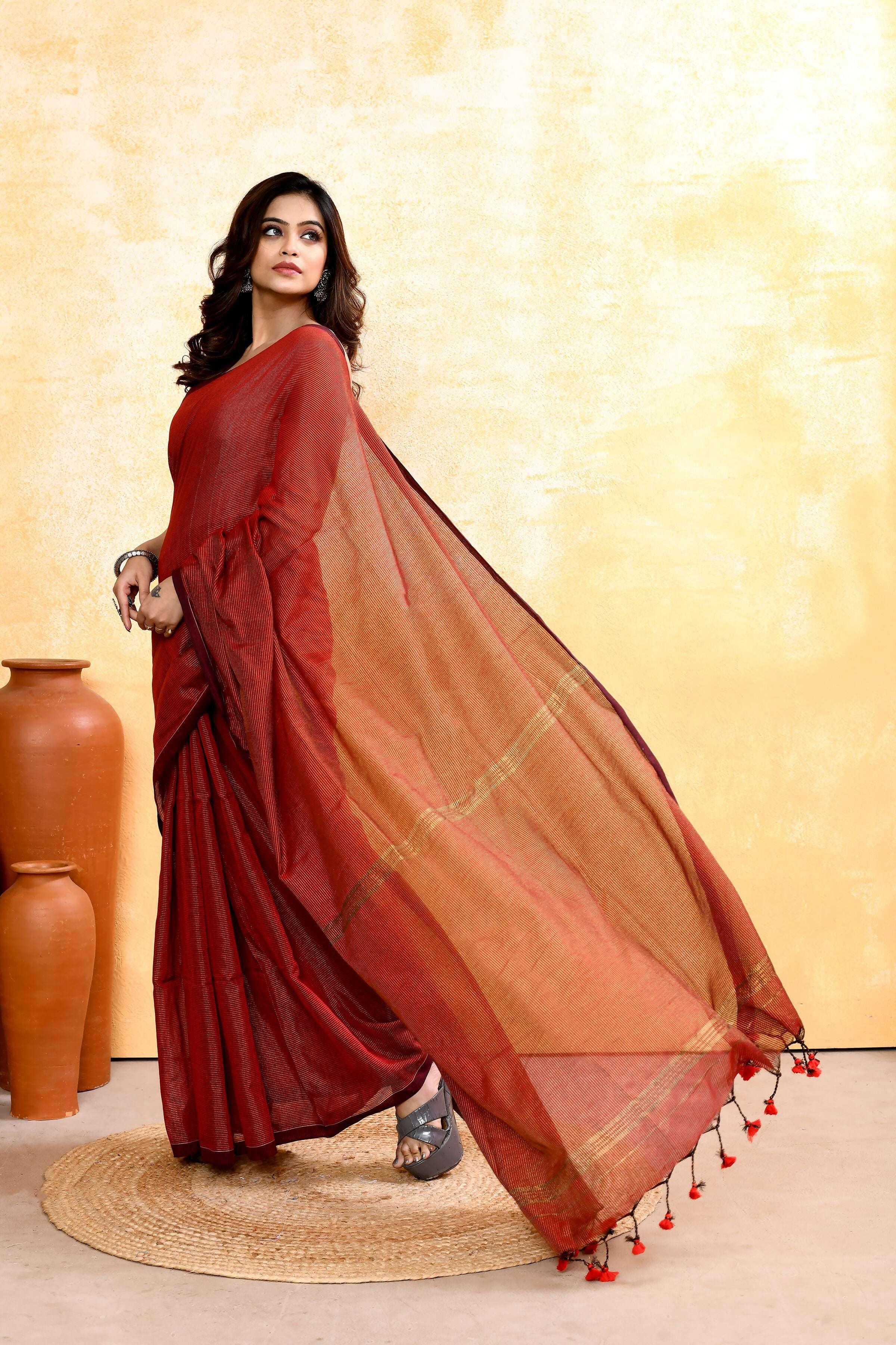 Piyari Fashion Women's Maroon Embellished Cotton Blend Zari Check Handloom Saree - Distacart