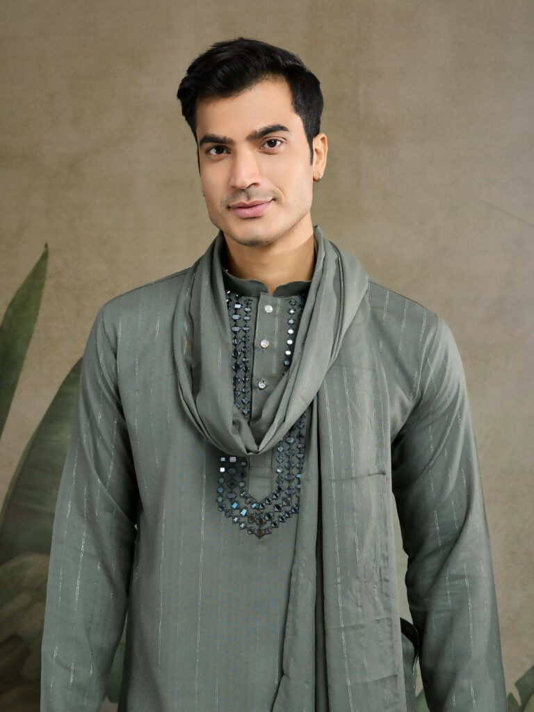 Vastranavya Rust Green Exclusive Viscose Rayon Festival Wear Real Mirror Work Kurta with Dupatta