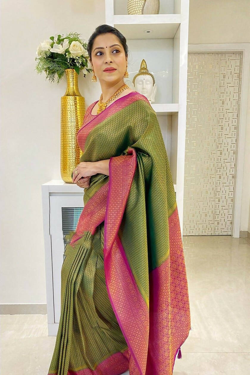 DEIANA'S Beautiful Designer Golden zari Soft Lichi Silk Saree - Mehndi