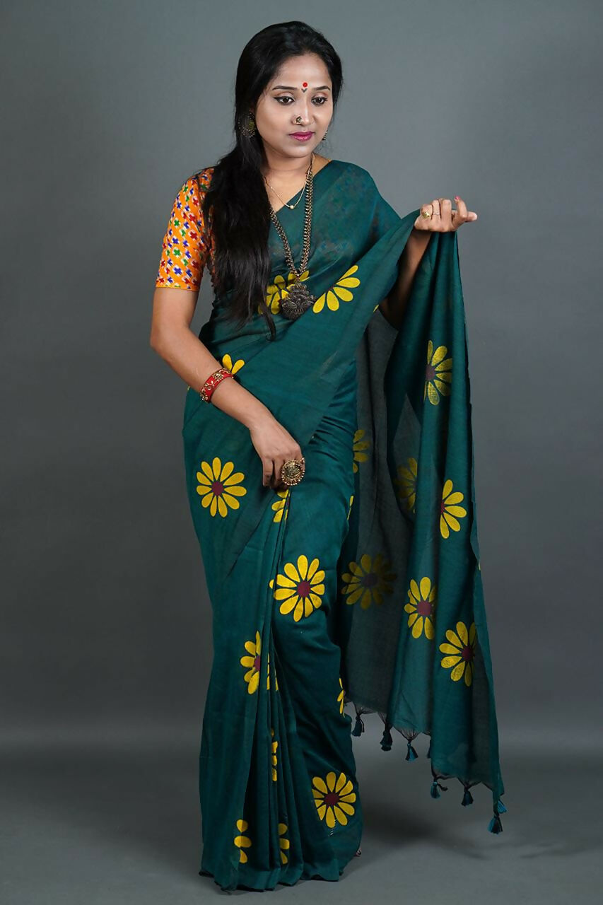 Exclusive Collection Green Pure Cotton Saree With Sunflower Design - Distacart