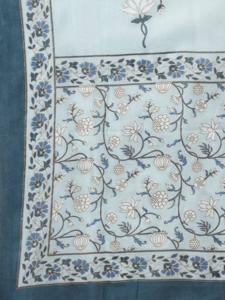 Yufta Women Blue & White Floral Printed Pure Cotton Kurta with Trouser & Dupatta