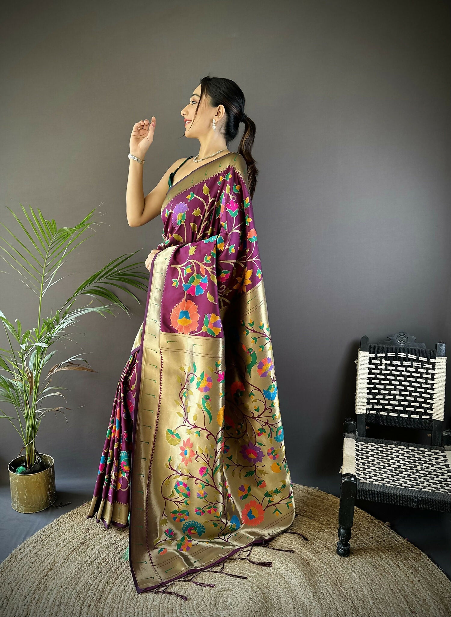 Joban Fashion Wine Zari Woven Floral Motifs Soft Silk Paithani Silk Saree - Distacart