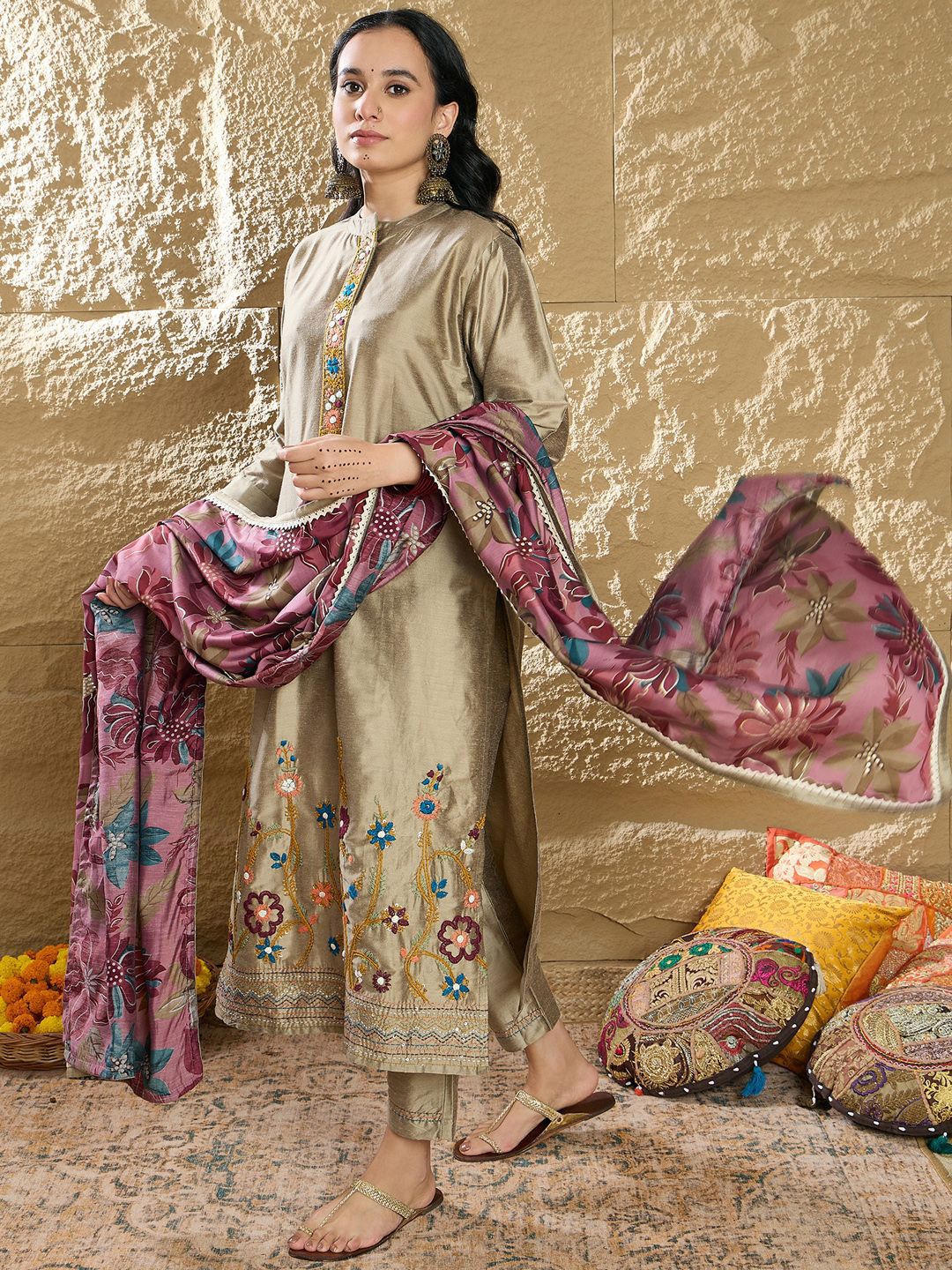 Indo Era Women Floral Embroidered Regular Thread Work Kurta with Trousers & Dupatta - Distacart