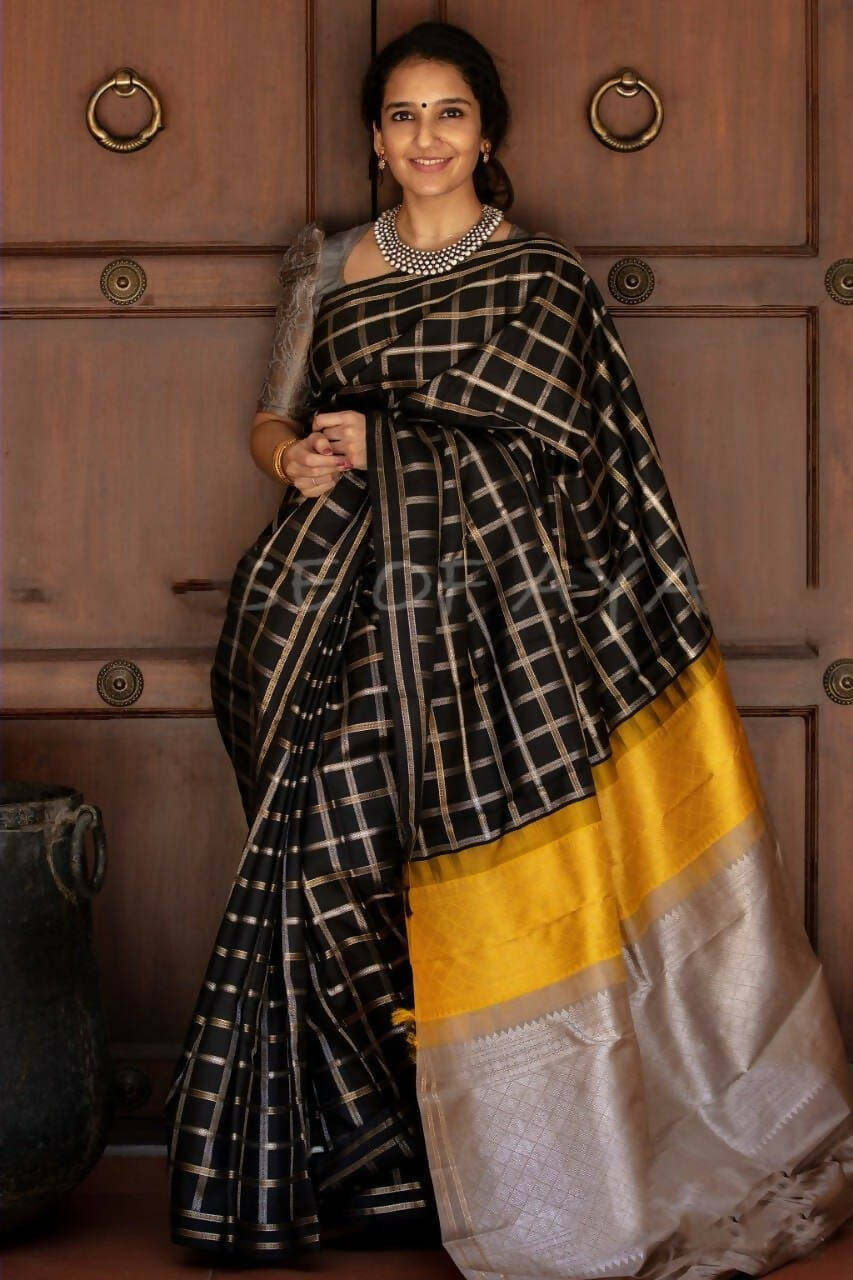 DEIANA'S Beautiful Designer Golden zari Soft Lichi Silk Saree - Black