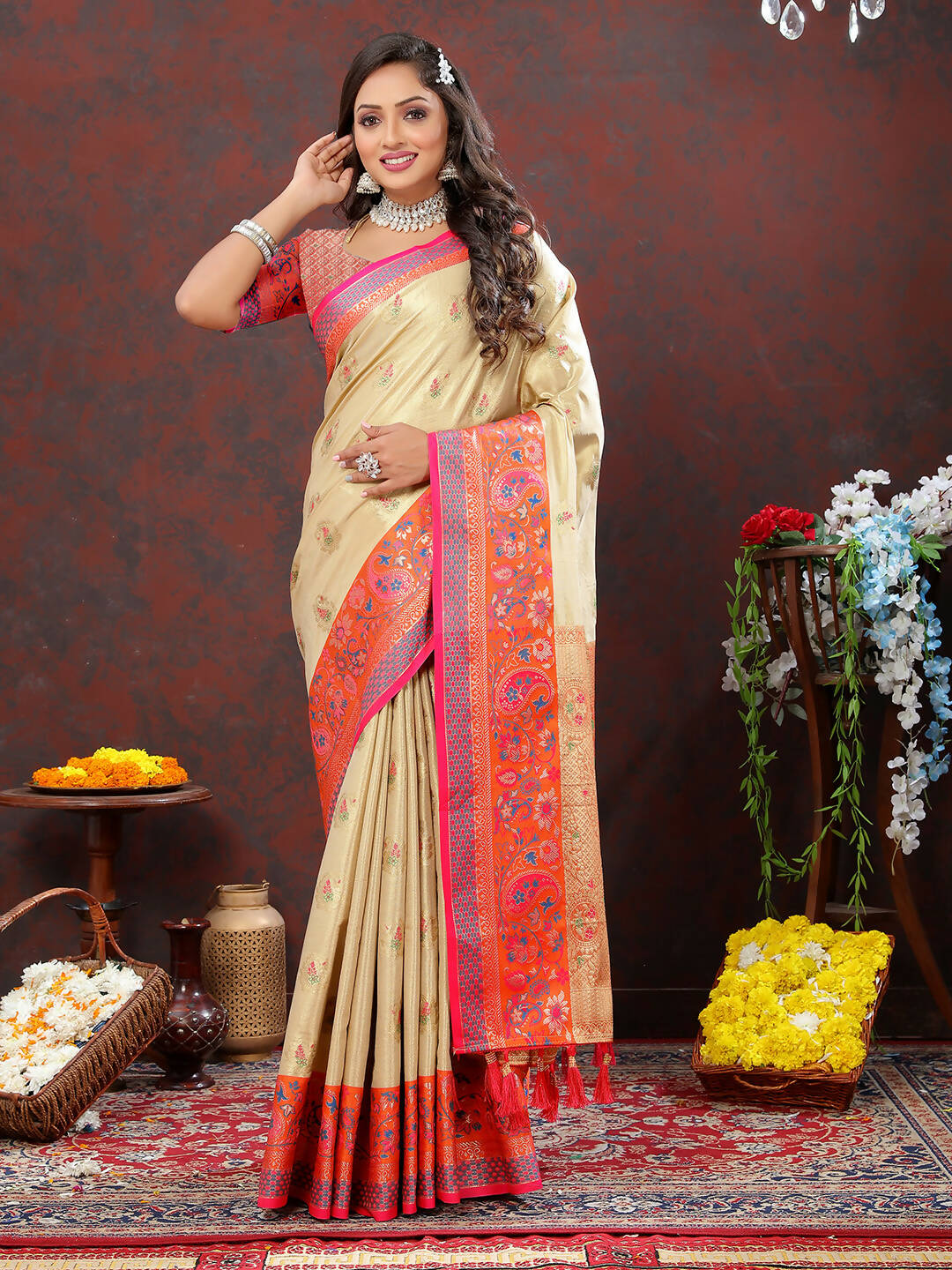 Lorenvalley Fashion Cream Kanjivaram Silk Woven Design with Zari Weaving Saree