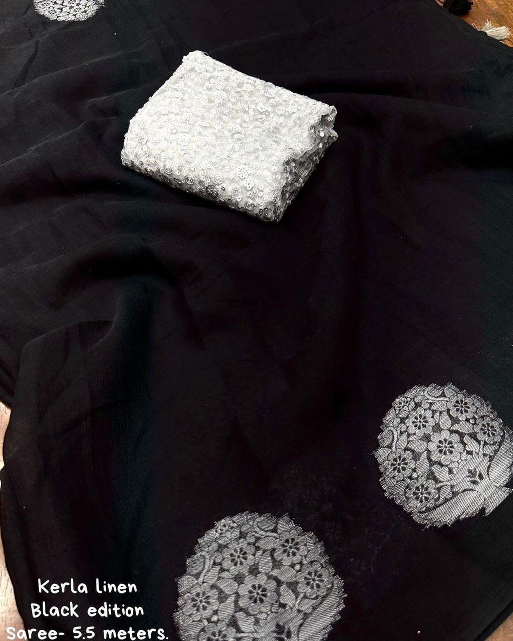 Black Pure Linen Woven Design Saree with Unstitched Blouse - A2M - Distacart