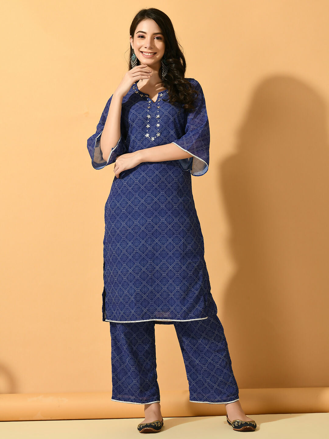 Myshka Women's Blue Embroidered Party Kurta Sets