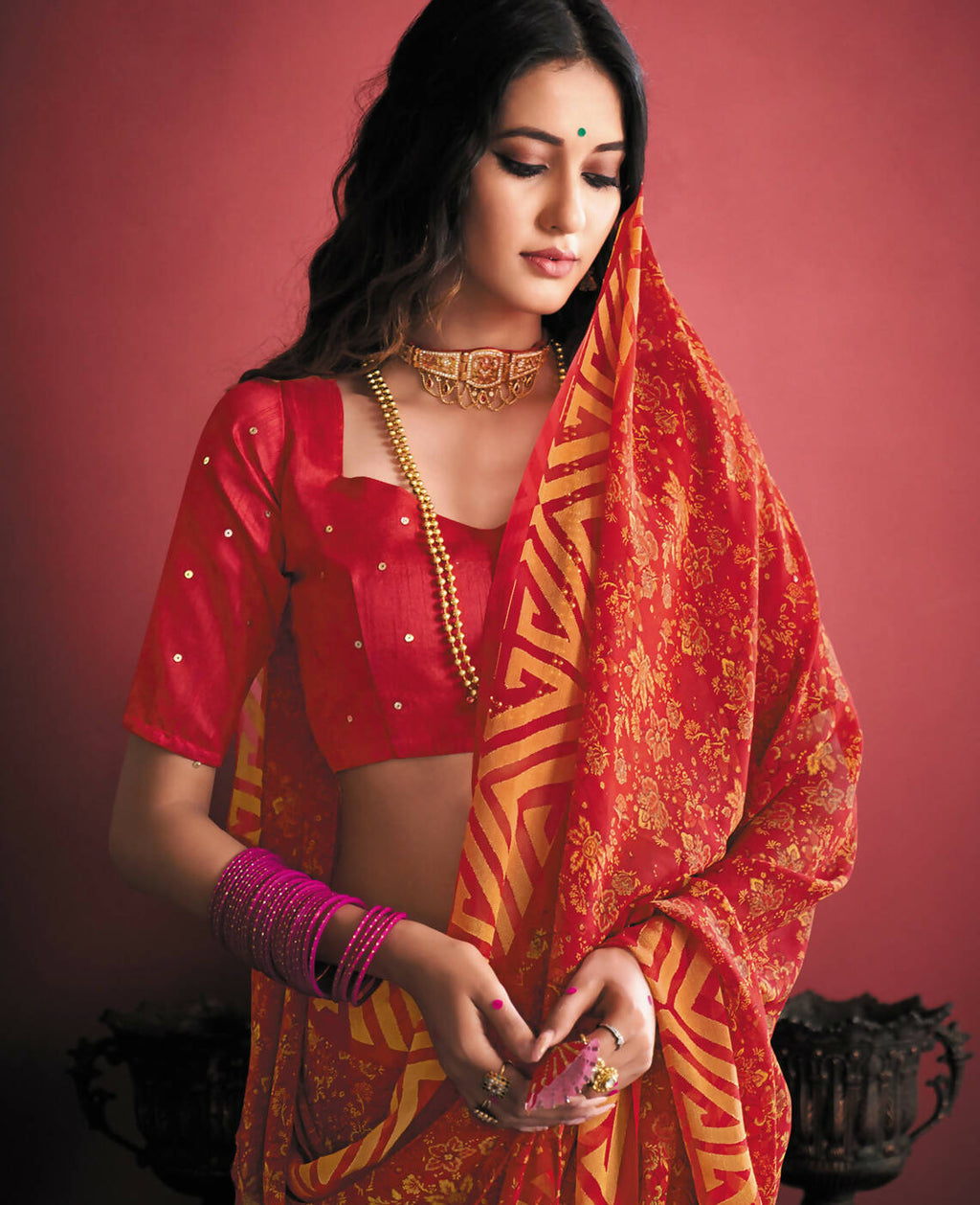 Red Georgette Brasso Floral Printed Saree With Unstitched Blouse Piece - Zyanya